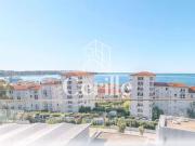 T4 EN DERNIER ETAGE Vue Mer Golf Juan