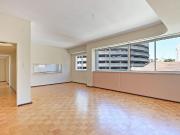 T4 renovado no icónico Edifício DKW – Baixa do Porto