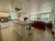 T4 REZ DE JARDIN + DOUBLE BOX DANS RESIDENCE FERMEE T4 REZ DE JARDIN + DOUBLE BOX DANS RESIDENCE FERMEE