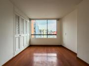 T Apartamento en venta con balcon Puente Largo  Bogotá D.C