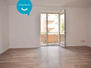 Tageslichtbad mit Wanne • 2 Zimmer • am Heimgarten •...