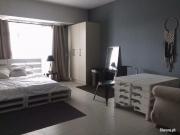 Taguig Studio with balcony unit for RENT