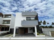 TAI TAI, Casa en VENTA y RENTA AMUEBLADA con alberca,...