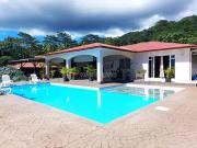 Taiarapu Ouest 98725 Location maison 5 pièces t5 piscine...