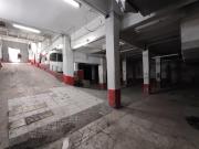 Taller en venta junto a las torres de Garellano