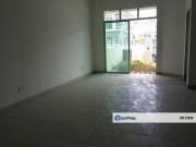 Taman Anggerik Villa