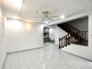 Taman Daya Jalan Rumbia Double Storey Terrace House For Rent