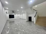 Taman Desa Cemerlang, Ulu Tiram FULLY RENOVATED DOUBLE...