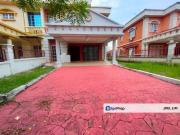 Taman Desa Jenjarom