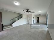 Taman Molek Residence, Ayer Molek