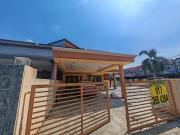 Taman sejati 2 sty semi d corner lot big land For rent