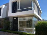 TANDA SUPER CASA DE VENTA DE 485,78 M2 DE 3 DORMITORIOS