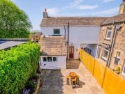 Tanyard Road, Oakes, 2 Bedroom Cottage