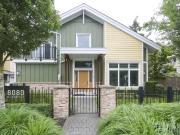 Tasteful furnished luxury 3 bed townhome for rent in...