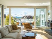 Tauschimmobilie: Charmante 7 Zimmer Terrassenwohnung in...