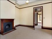 TAYAR Huge Totally Restored Heritage 4/5 Bedroom Home