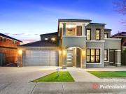 Taylors Hill's most prestigious address 20 Morton...