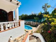 Te presentamos esta magnífica villa reformada de 4...