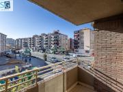 Te presentamos un espectacular piso en Camino de Ronda,...