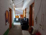 Te vendo esta inmensa casa para remodelar o tumbar para...