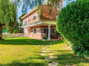 Teià. Amplio chalet con mucha luz y vistas al mar. 462m²...