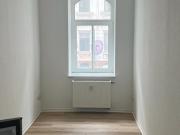 Teilmöblierte Einraumwohnung mit origineller Küche