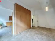 Teilrenoviertes Geschäftslokal in zentraler Lage!