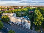 Teilsanierte 2 Zimmerwohnung in Berlins grüner Toplage...