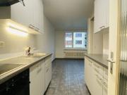 Teilsanierte 3.5 Zi. Wohnung mit 2 Balkonen, Lift und Keller