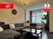 Teilsaniertes Mehrfamilienhaus mit Ausbaureserve und...