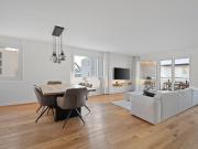 Teilseesicht mit zwei Loggias und modernem Ausbau