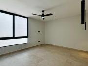 TEMOZON NORTE CON HABITACION EN PB