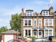 Temple Road, Crouch End N8, 2 bed flat to rent, £1,800...