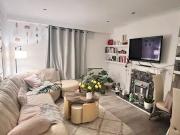 Tenancy takeover / Whole 2 bedroom Flat