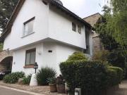 TENIS SAN FRANCISCO.HERMOSA RESIDENCIA ESTILO ARTIGAS