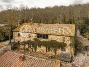 Tenuta con azienda agricola di 16 ha, agriturismo...