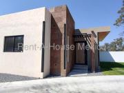 TEQUISQUIAPAN Fraccionamiento privado Casa de 1 sola...