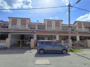 Teres 2 Tingkat di Taman Panorama Lapangan...