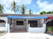 Teres Setingkat Taman Cahaya Hutan Kampung