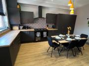 Terraced house for rent in Stratford Street, LS11