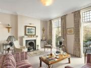 Terraced House For Sale In London
