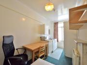 Terraced house to rent Terraced house to rent