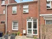Terraced house to rent in Parkway, Erith, Kent DA18