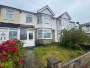 Terraced house to rent in St George's Road IG1