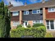 Terraced house to rent in Thorneley Road, Newbury RG20
