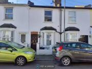 Terraced house to rent in Yew Tree Road, Beckenham BR3