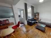 Terraced House to rent on