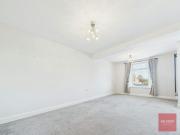 Terraced House to rent on