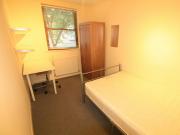Terraced House to rent on