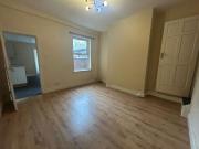 Terraced House to rent on